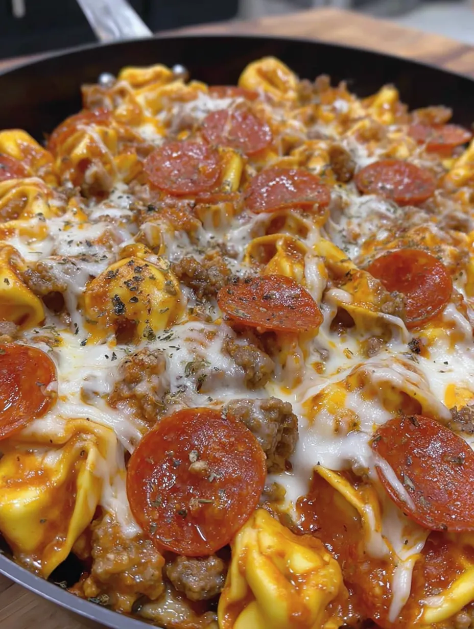 A delicious cheesy pizza tortellini one pan dinner.