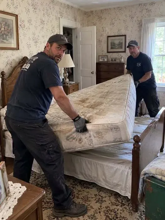 Original post image accompanying The Mattress Secret My Parents Hid for 31 Years